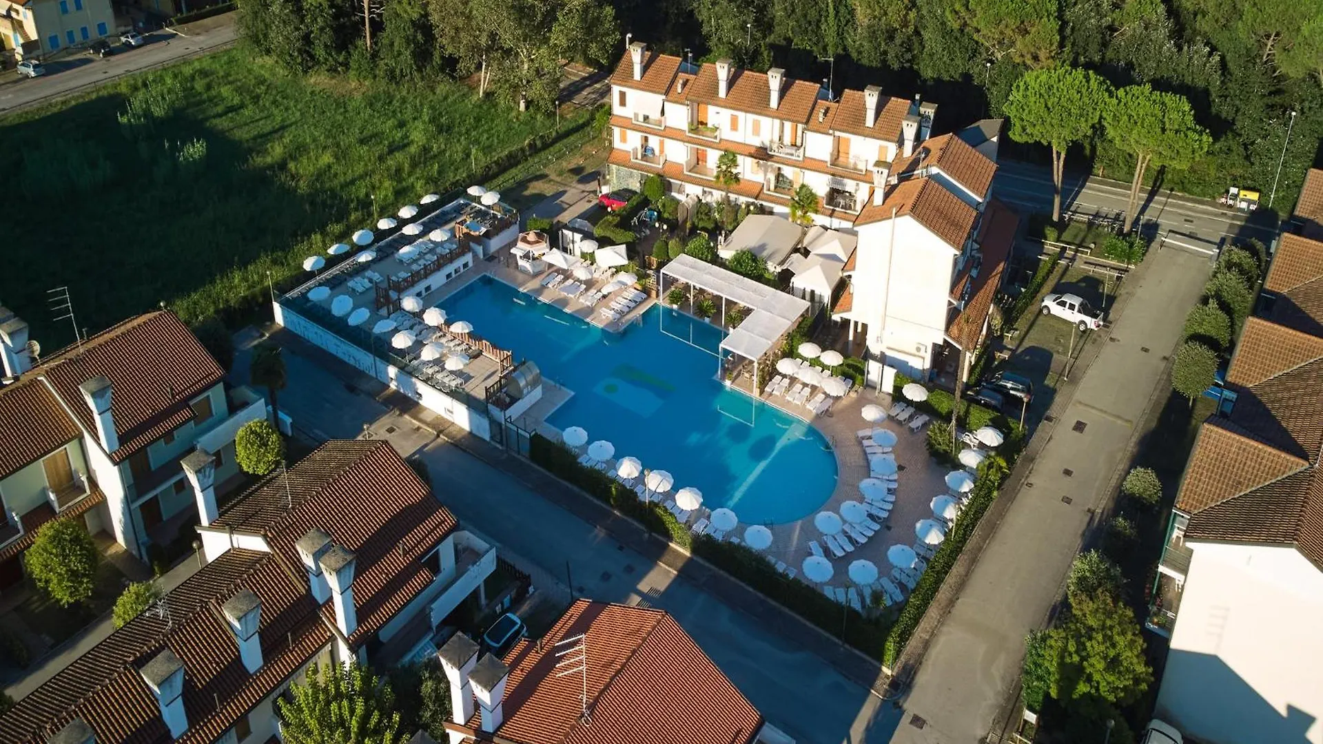 Joyful Getaway Flat In A Residence With Aircon Rosolina Mare 0*,  Italy