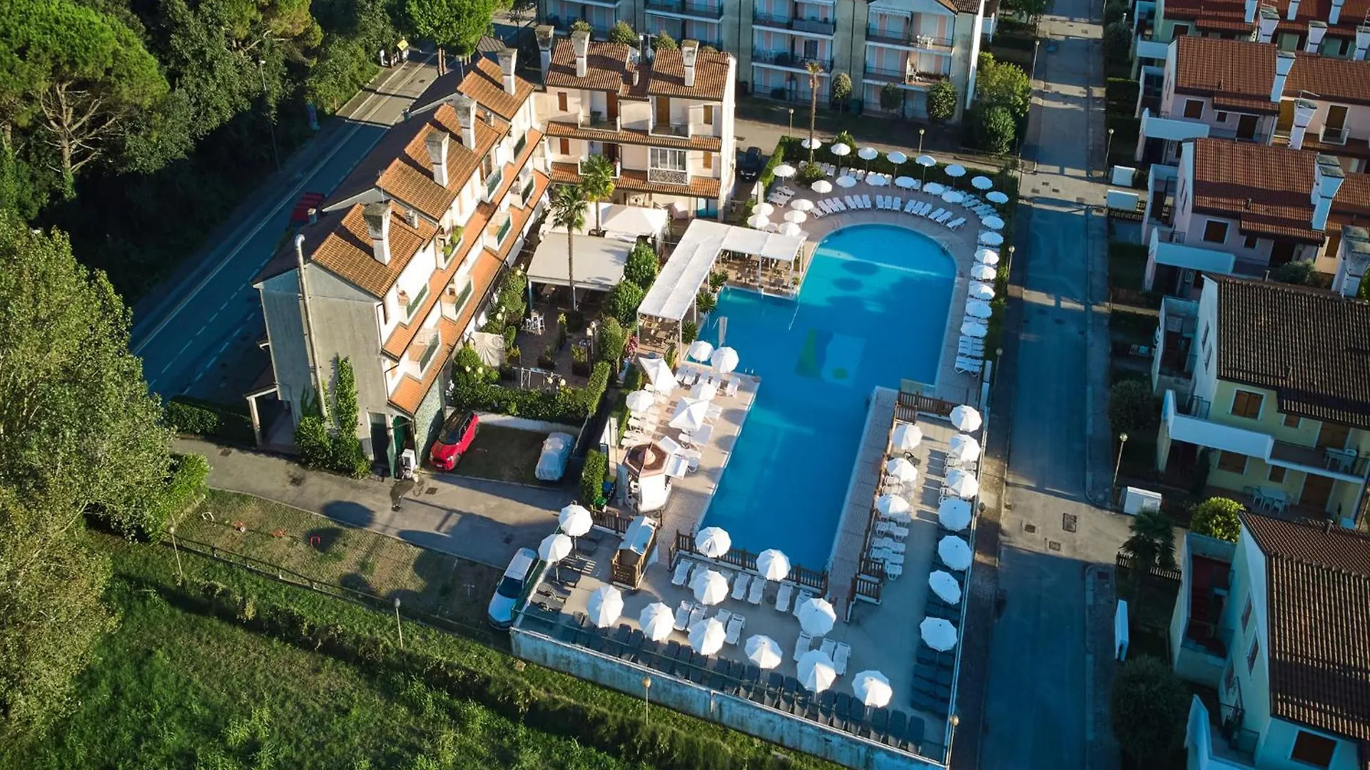Joyful Getaway Flat In A Residence With Aircon Rosolina Mare